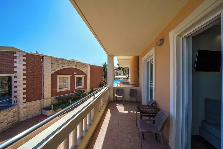 Terrace/Patio 177 of 179