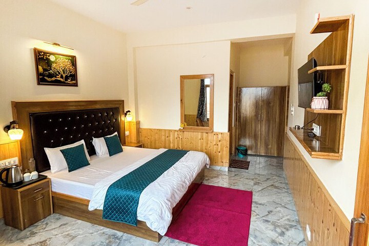 Room 19 of 27
