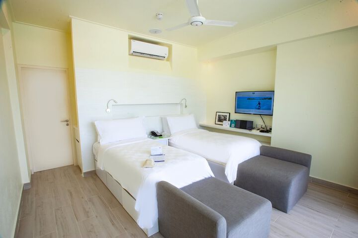 Room 17 of 140