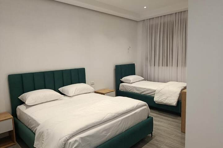 Room 9 of 13