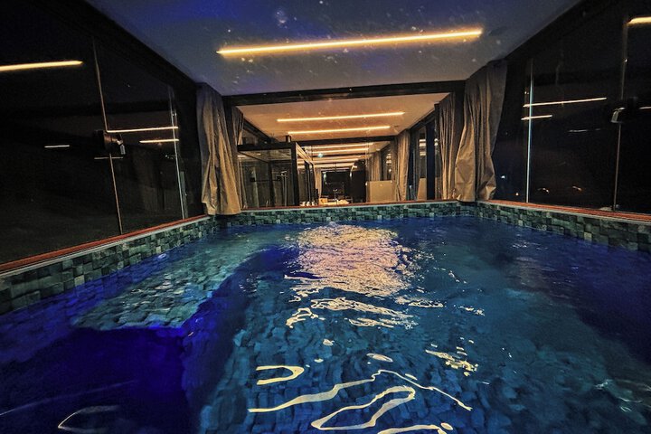 Pool 267 of 356