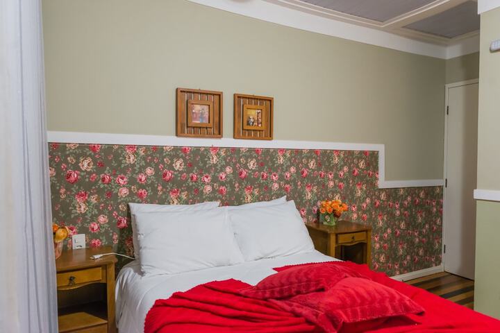 Room 22 of 109