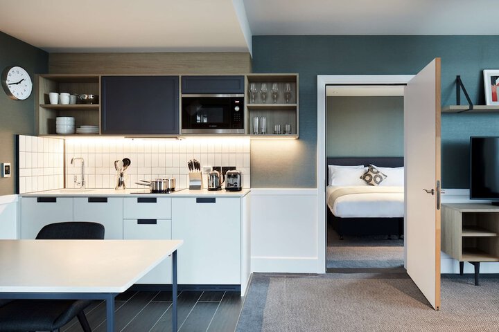 Room 16 of 88