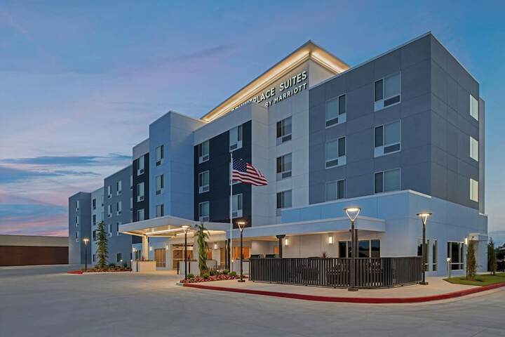 Hotel 33 of 34