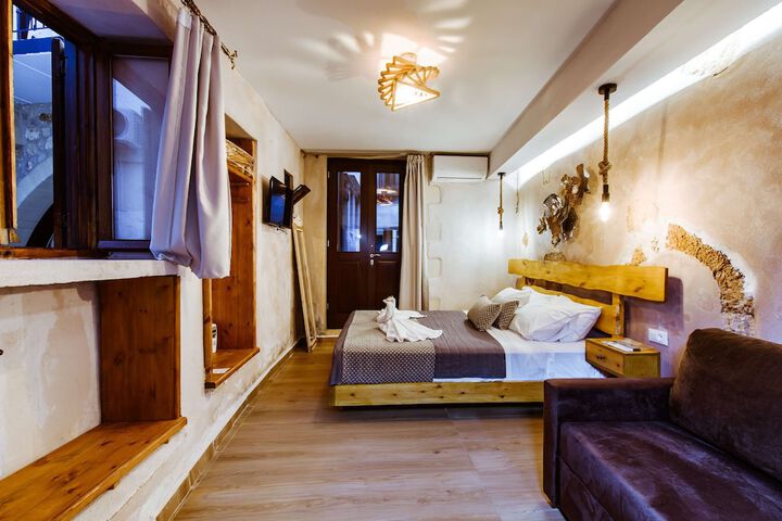 Room 47 of 148
