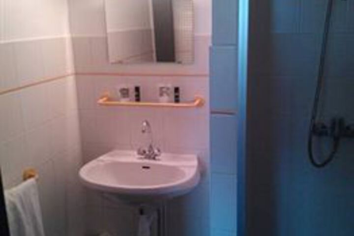 Room 2 of 15