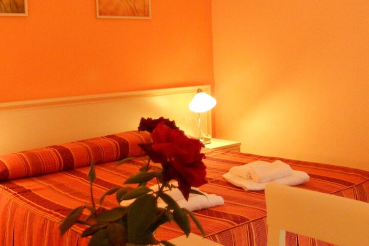 Room 11 of 43