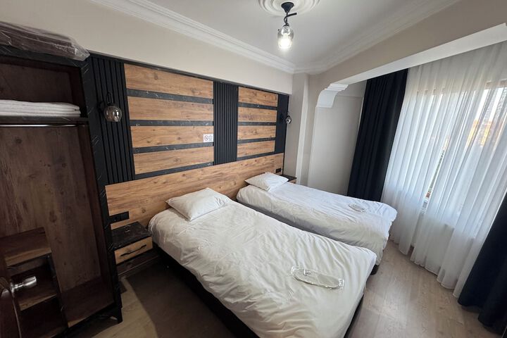 Room 22 of 109
