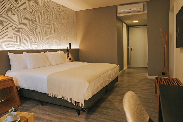 Room 15 of 44