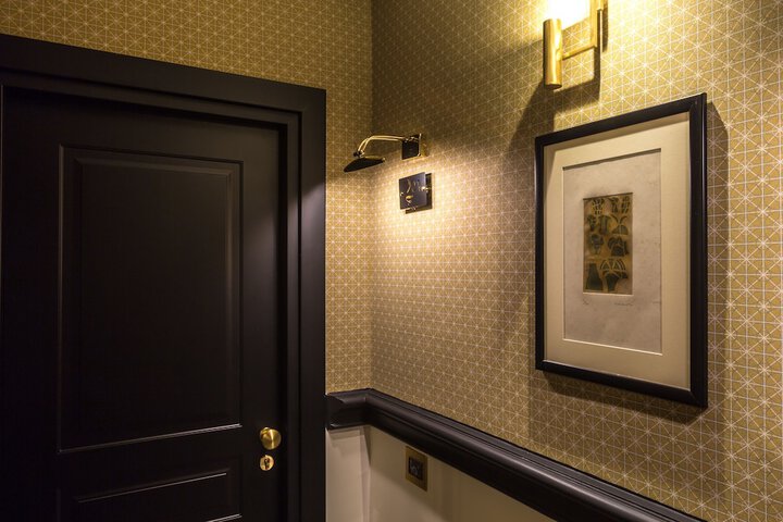 Ballroom/Hall 42 of 50