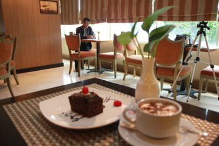 Coffee Shop