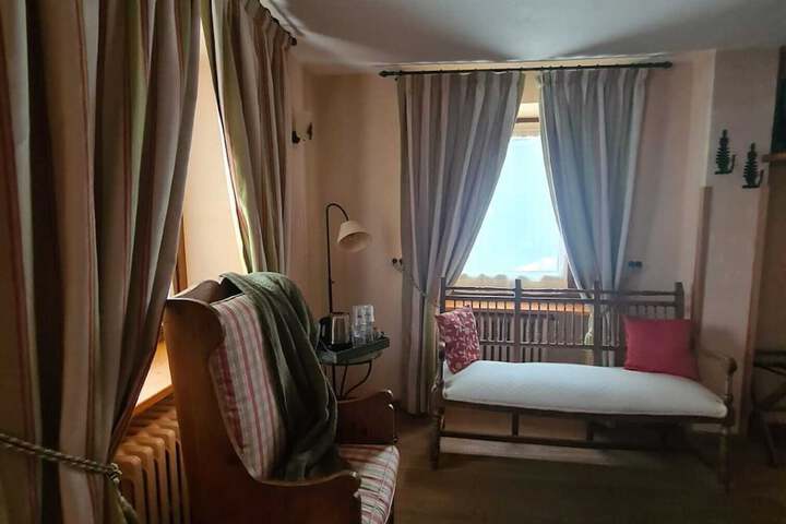 Room 26 of 70