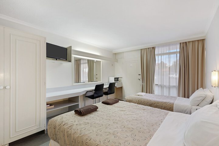 Room 22 of 52