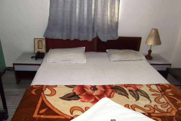 Room 7 of 20