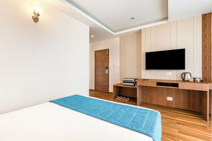 Room 5 of 57