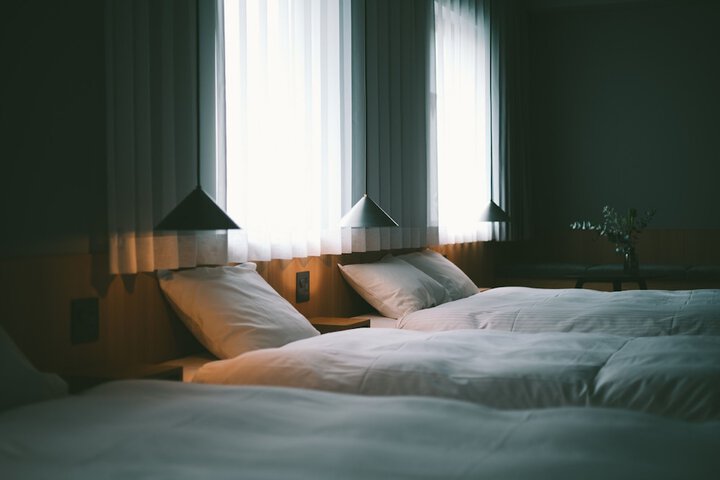 Room 27 of 54