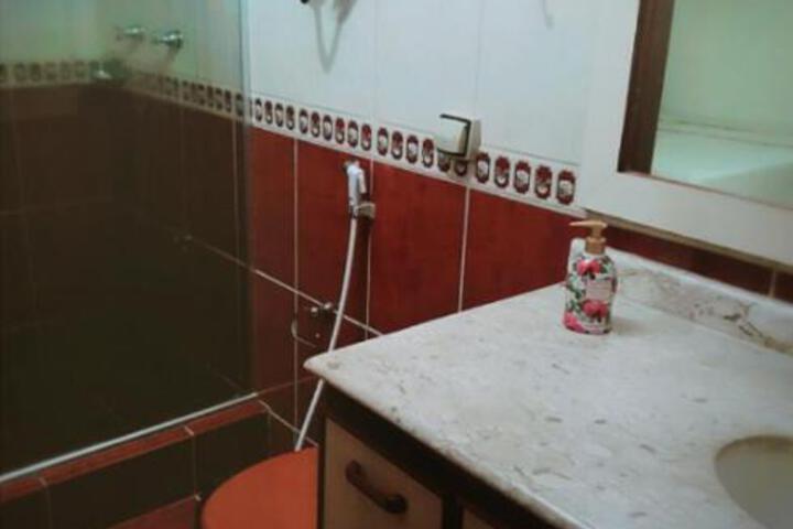 Room 15 of 19