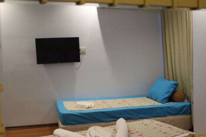 Room 122 of 137