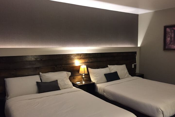 Room 9 of 73