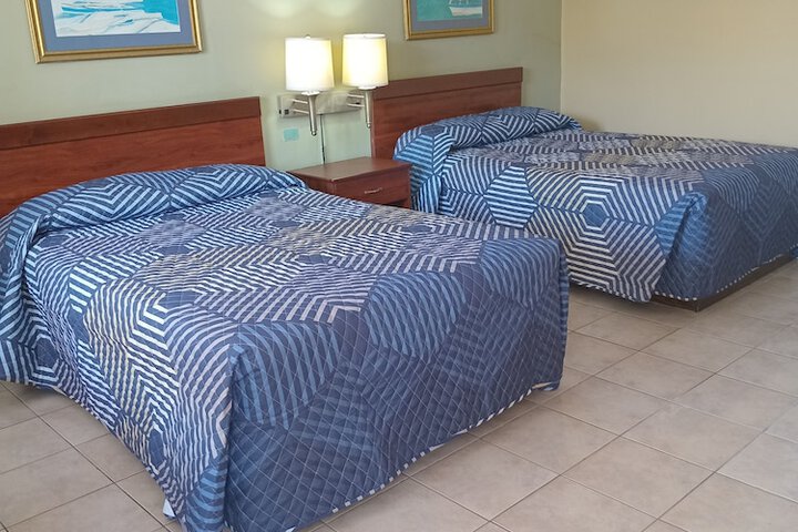 Room 7 of 28
