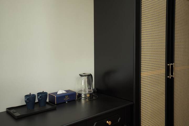 Room 5 of 36