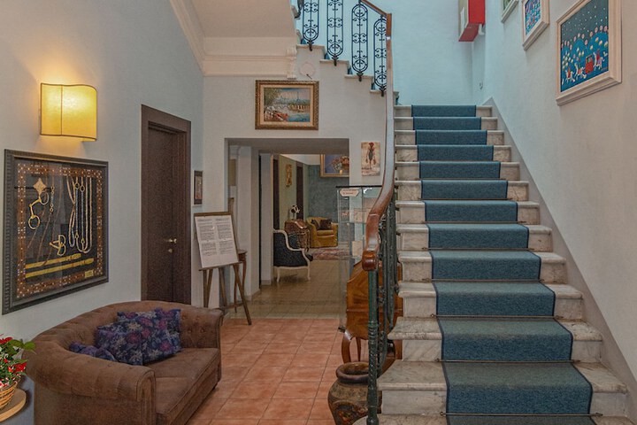 Hotel Interior 25 of 32