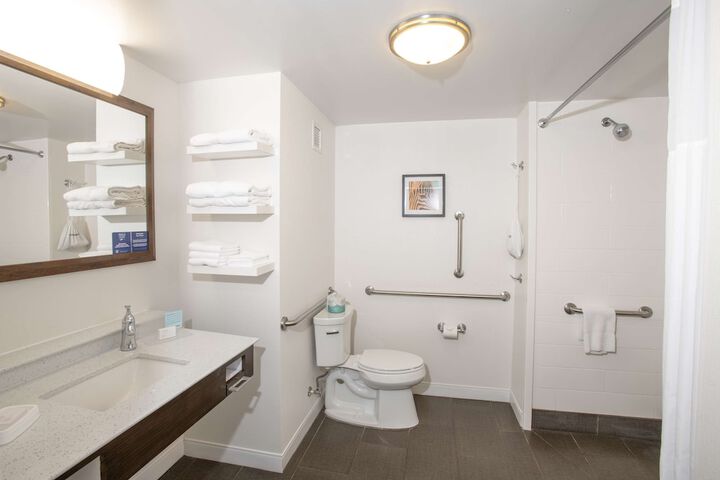 Bathroom shower