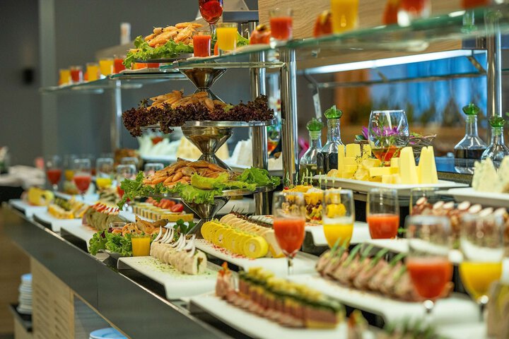 Dining 69 of 121