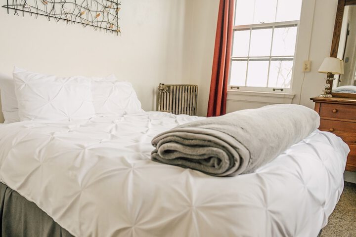 Room 42 of 71