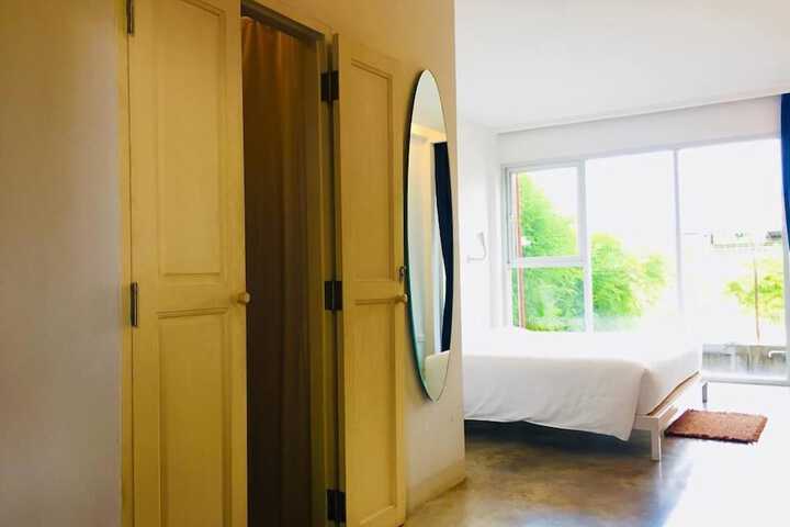 Room 7 of 46