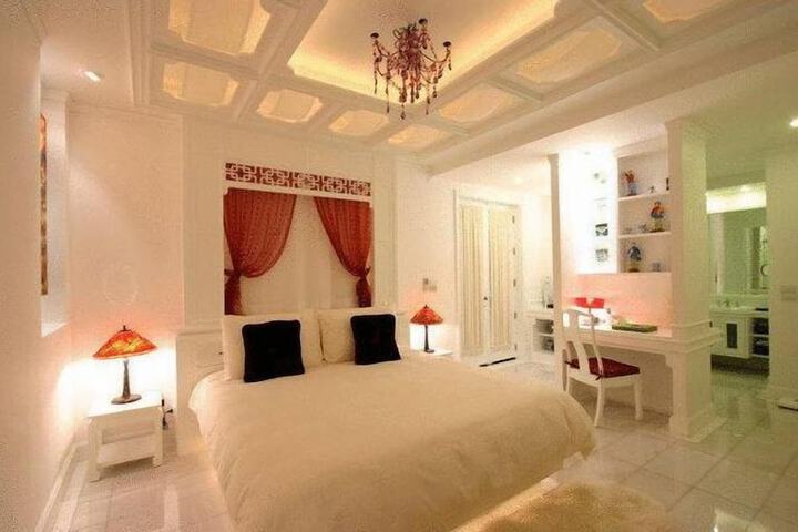 Room 7 of 41