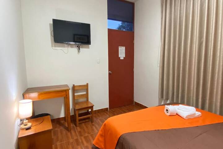 Room 4 of 28