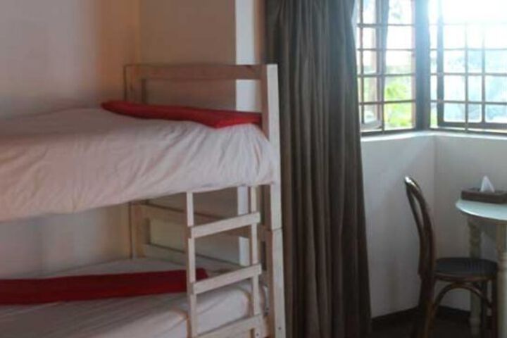 Room 7 of 27