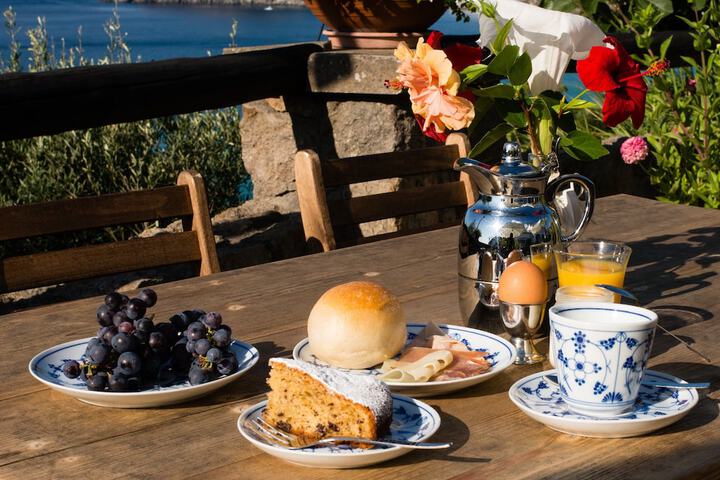 Breakfast/Coffee Service 33 of 60
