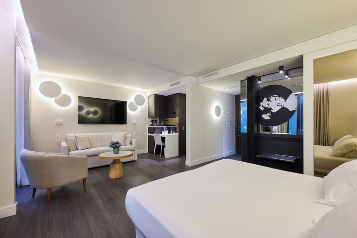 Room 17 of 71