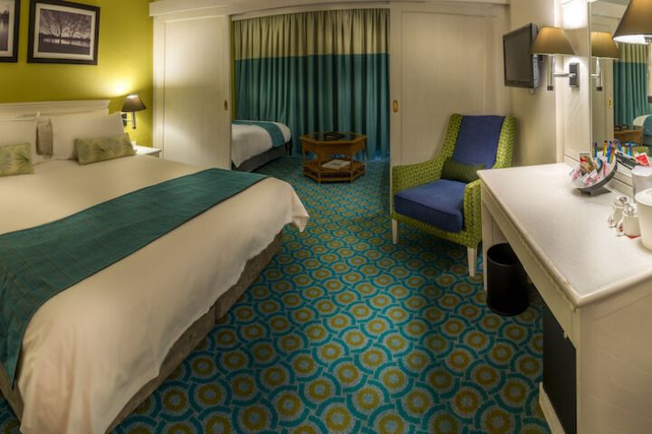 Room 4 of 50