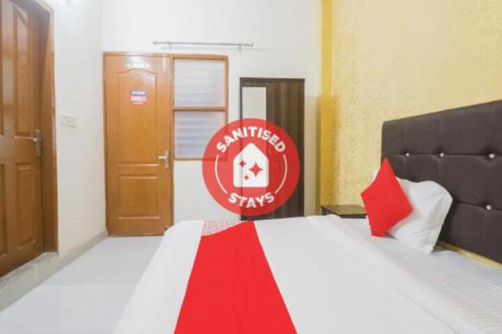 Oyo Far338 Hotel Diamond Stay