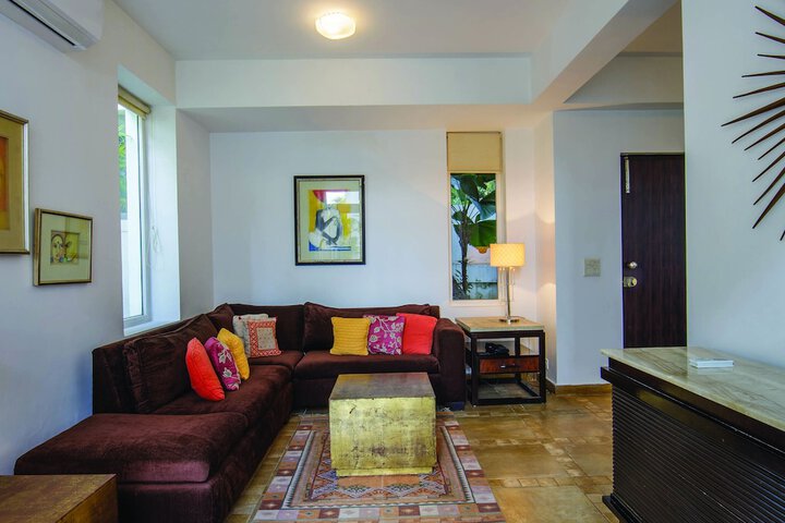 Room 11 of 21