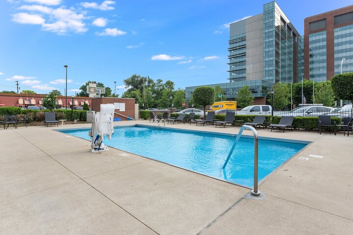 Pool 30 of 55