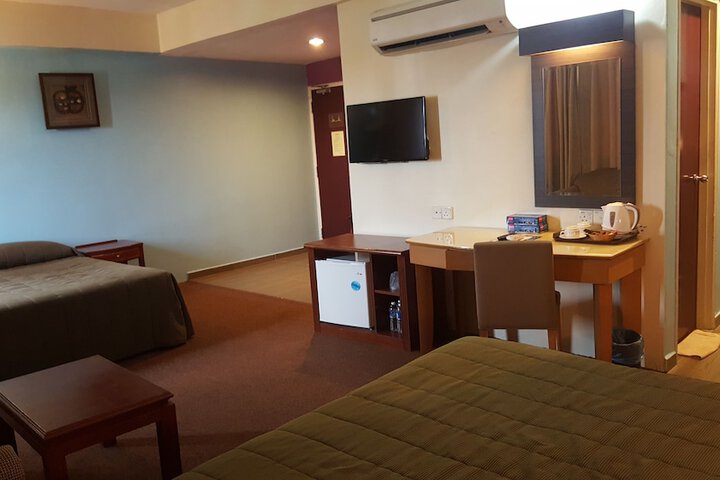 Room 36 of 75