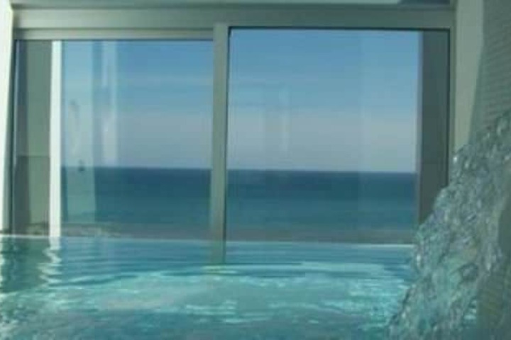 Pool 72 of 101