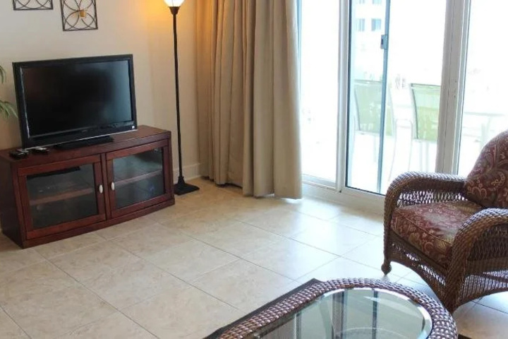 Room 4 of 14