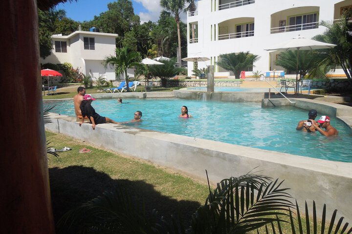 Pool 20 of 57