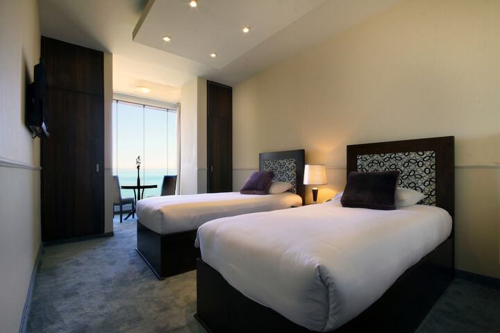 Room 8 of 44