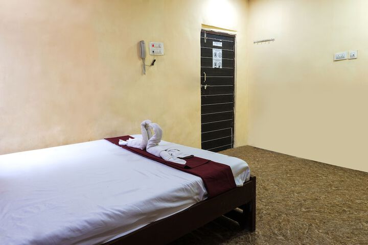 Room 10 of 21