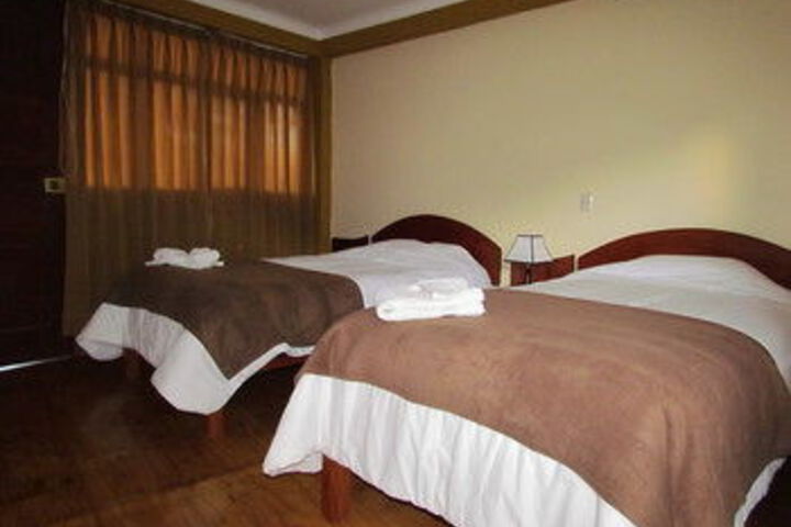 Room 17 of 34