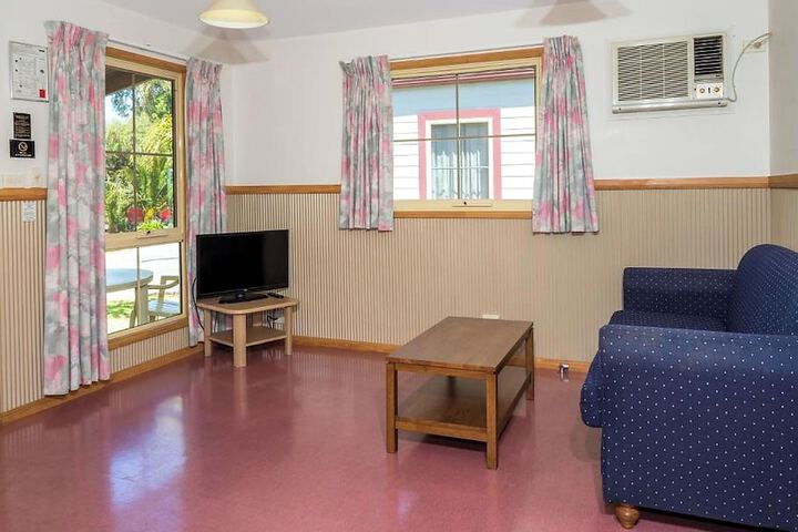 Room 90 of 183