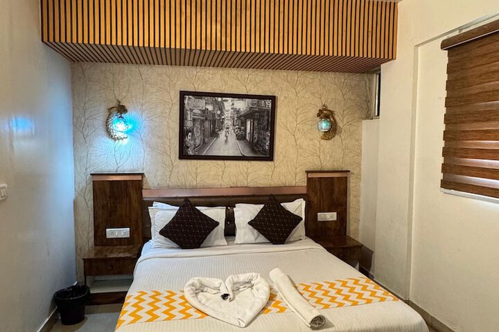 Room 14 of 63