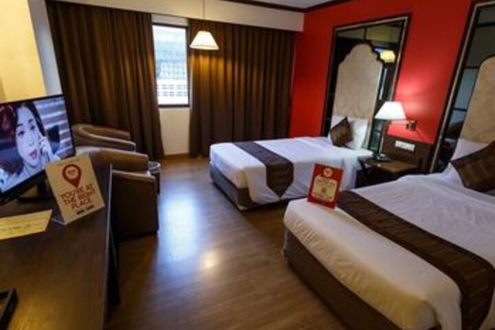 Room 8 of 29