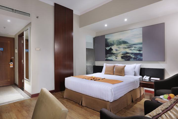 Room 9 of 52